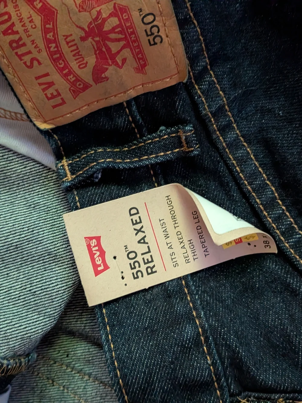 550 Relaxed Levi Strauss Men's Jeans in Dark Indigo